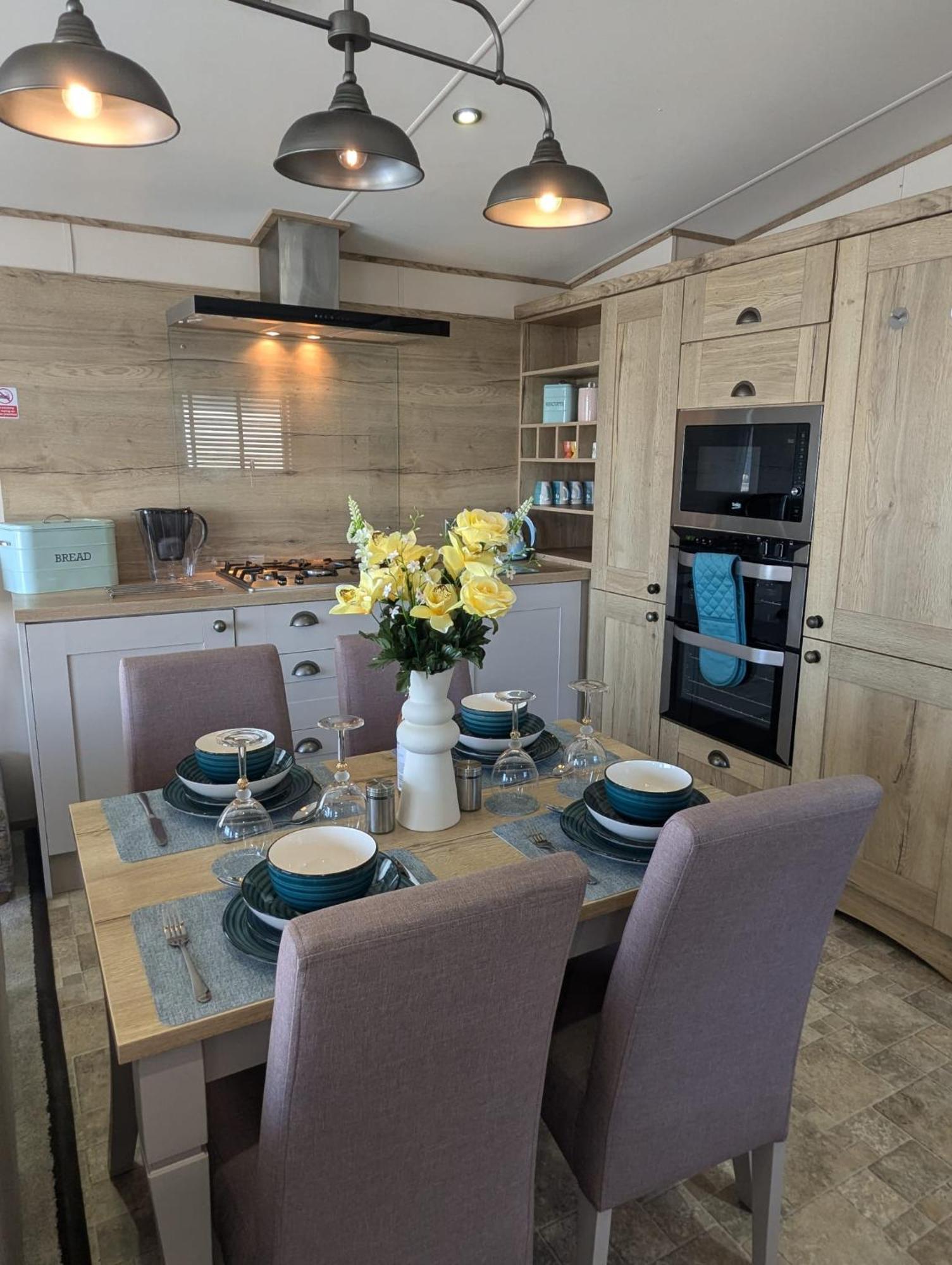 Stunning Caravan With Panoramic Views Weymouth Littlesea Haven Wyke Regis 외부 사진