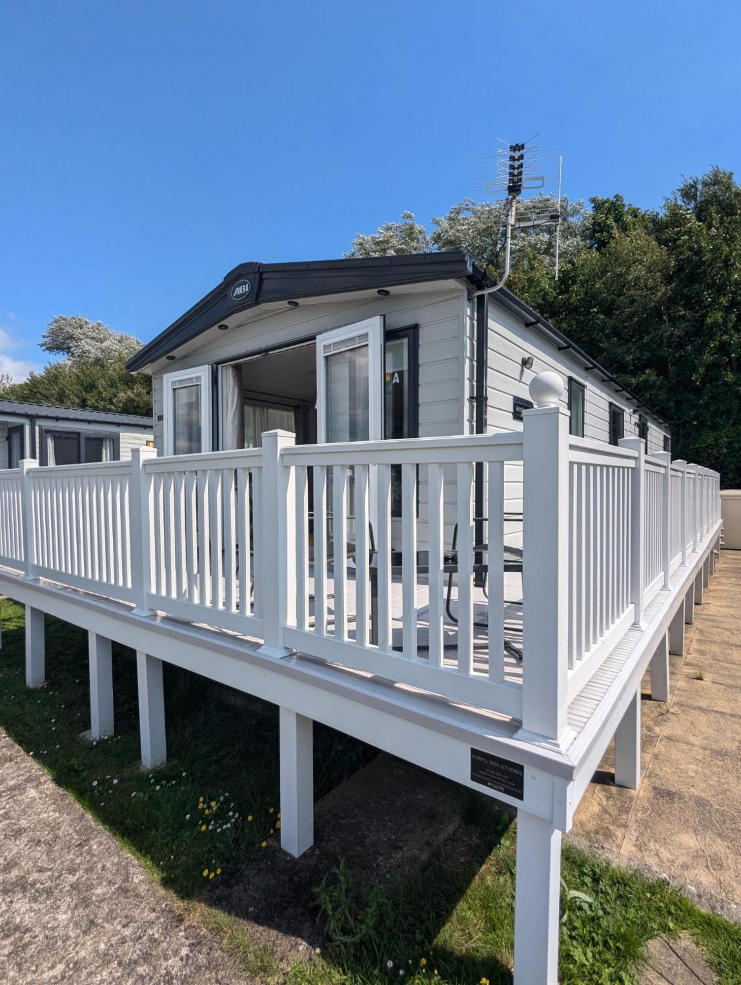 Stunning Caravan With Panoramic Views Weymouth Littlesea Haven Wyke Regis 외부 사진